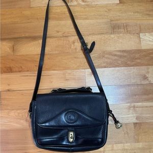 Vintage Dooney & Bourke Black Pebbled Vintage Leather Shoulder Bag Made In
USA